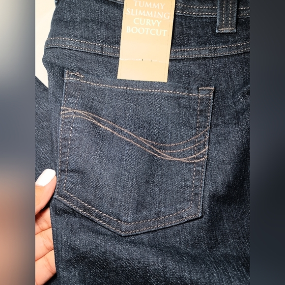 Charter Club Jeans Woman Curvy Bootcut Size 16W - Picture 8 of 14